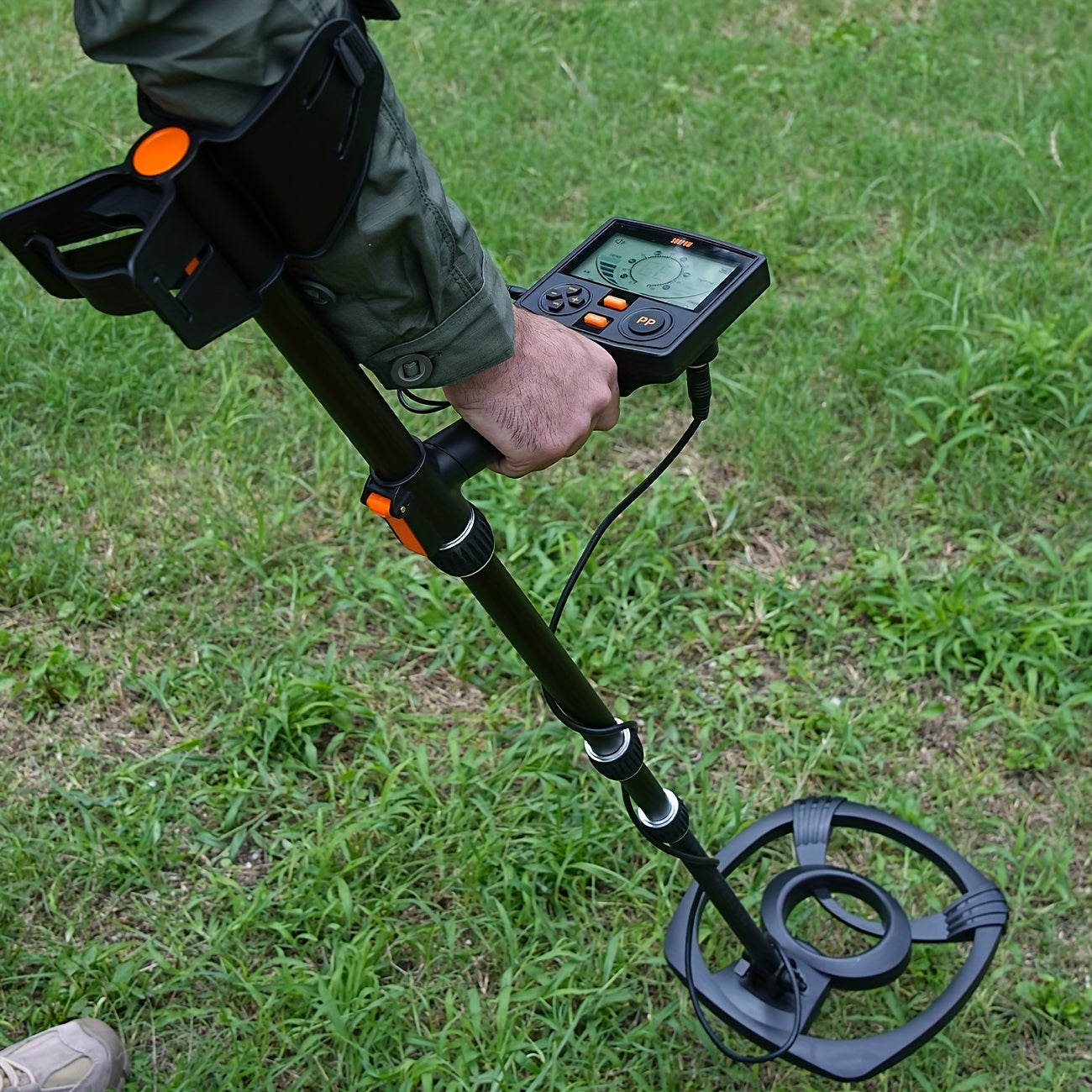 Sunpow Metal Detector With Dsp Chip Lcd Backlit Five Modes